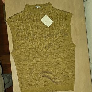 Free People  Tank Top Vest Turtleneck. NWT. Size Small